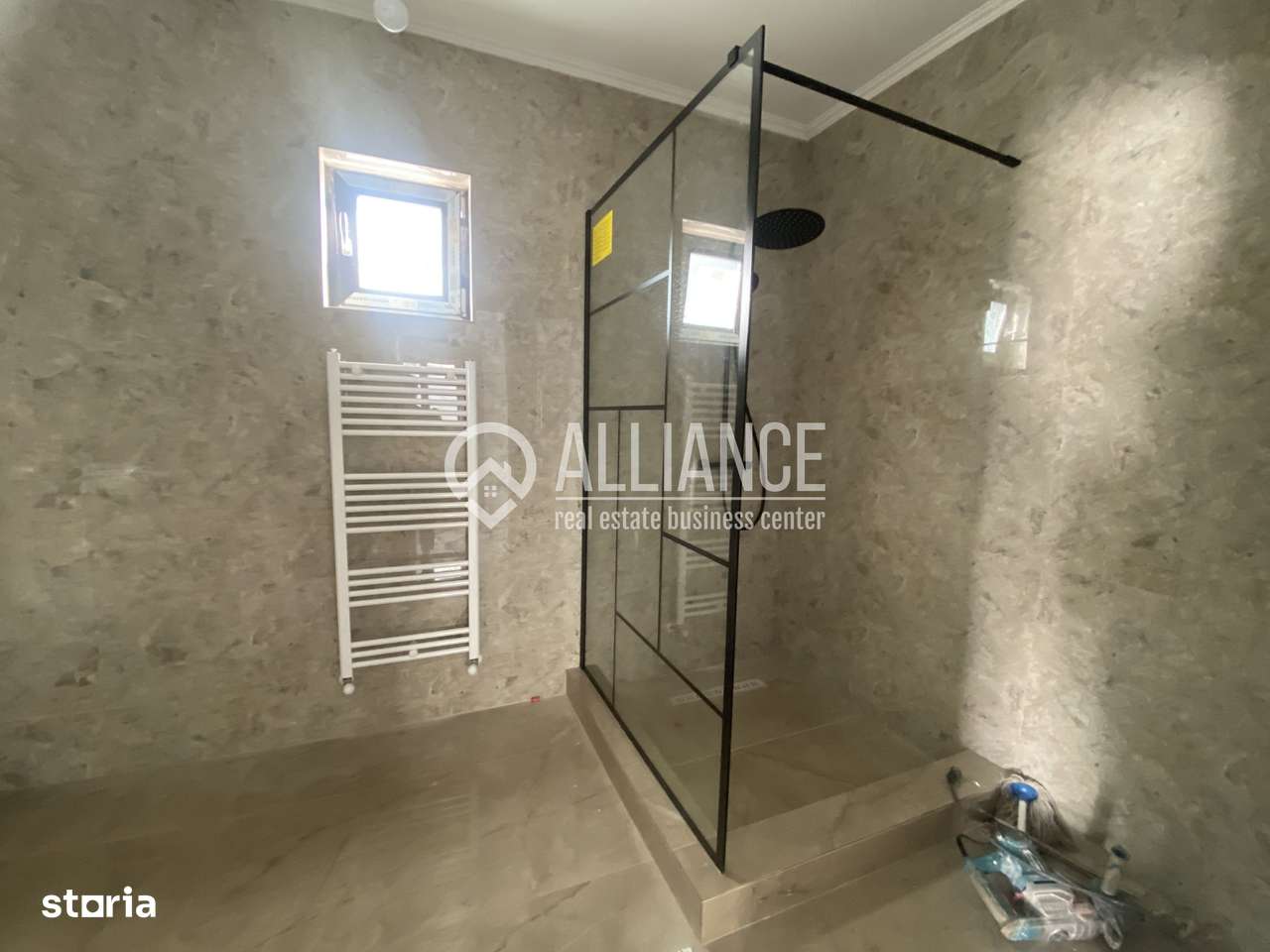 Valu lui Traian (COD 07) Casă P+M cu 5 camere, teren de 517 mp - Imagine principală: 5/20