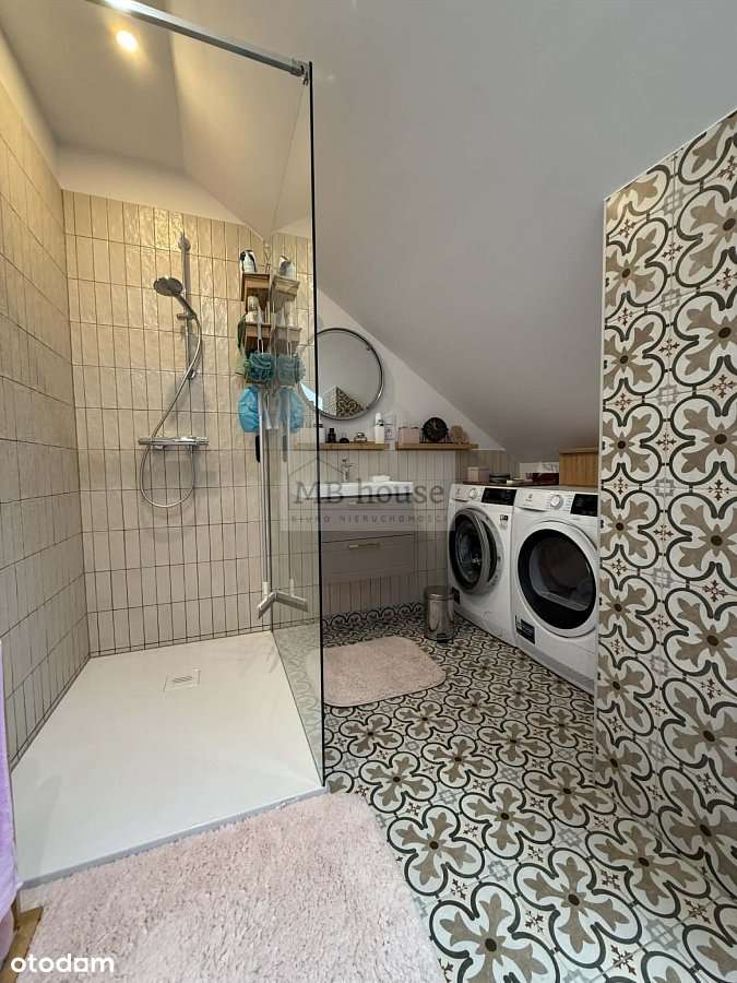 Mieszkanie z miejscem postojowym.-13