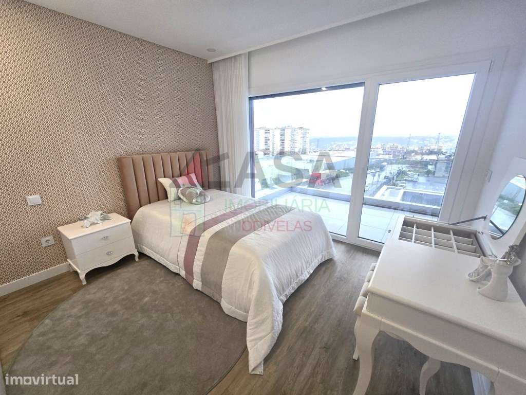 Apartamentos T2 e T3 em condomínio fechado com piscina-15
