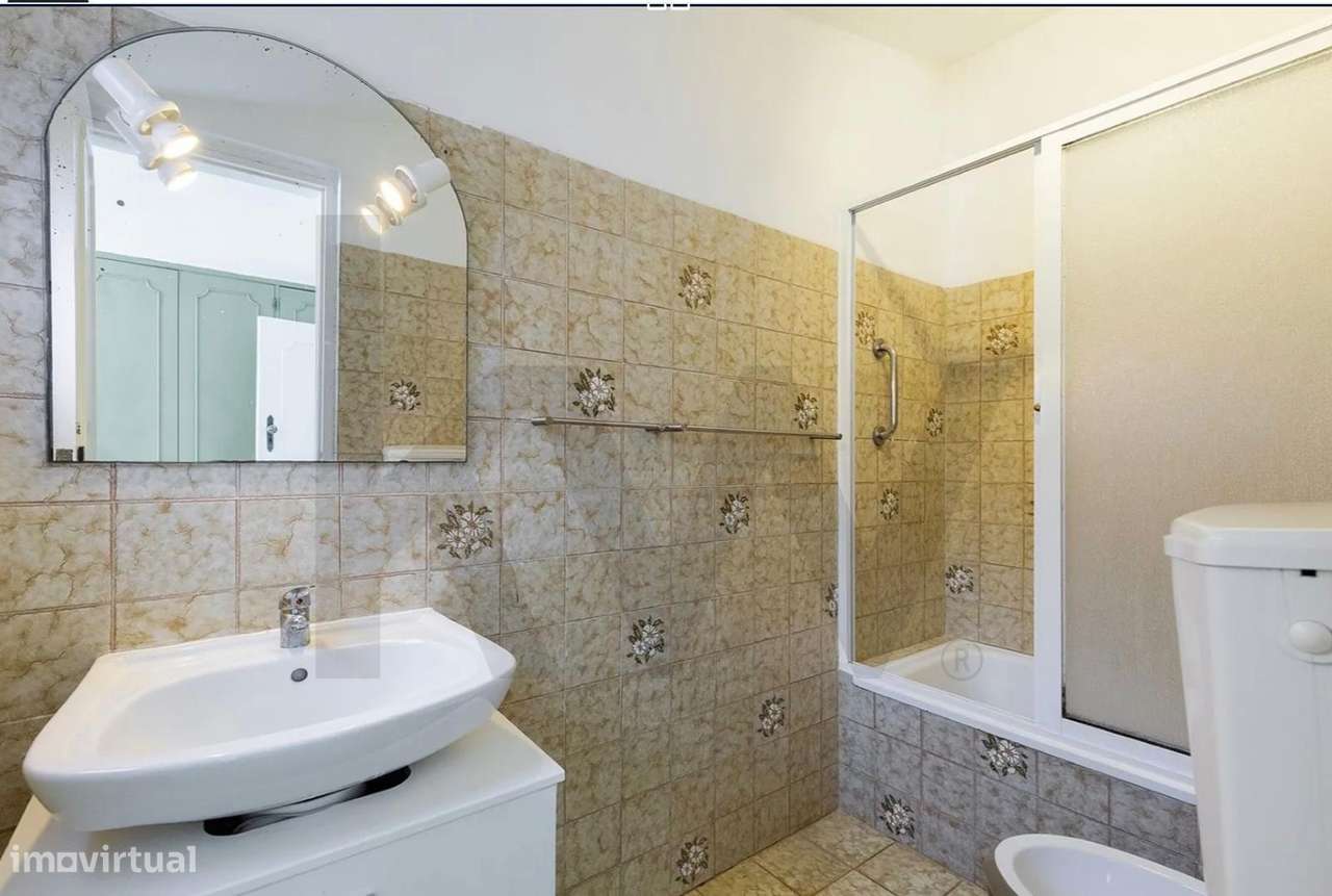 Propriedade única com 3.400 m2 com localização Premium em Sagres-21