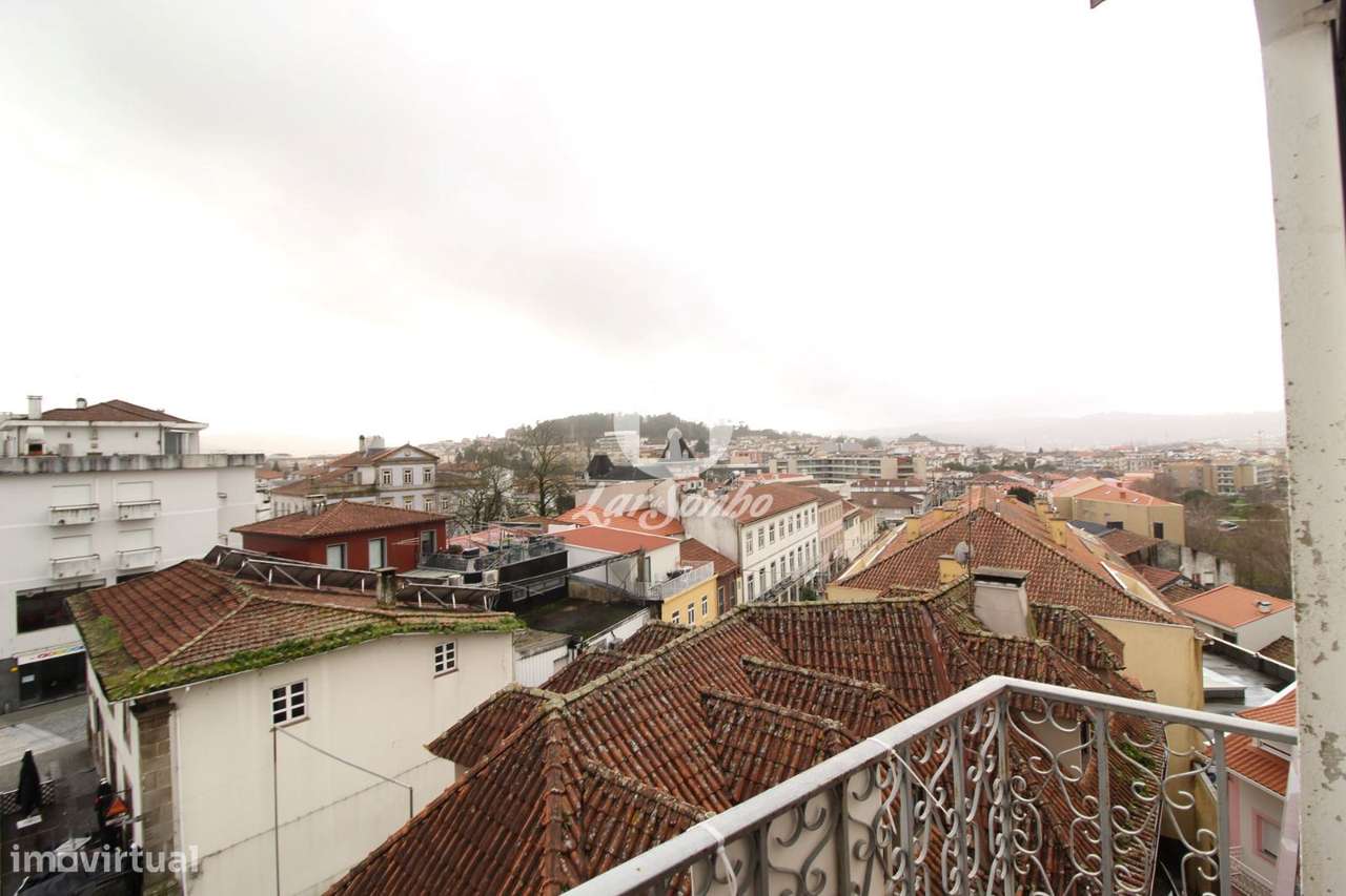 Apartamento T3 Centro da cidade de Fafe - POSSIBILIDADE DE CRÉDITO ... - Grande imagem: 2/12