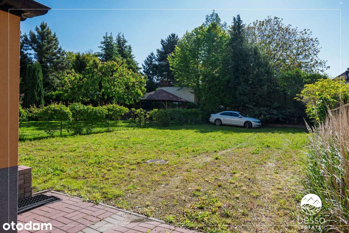 Bliźniak. Warszawa, przy al. Krakowskiej-19