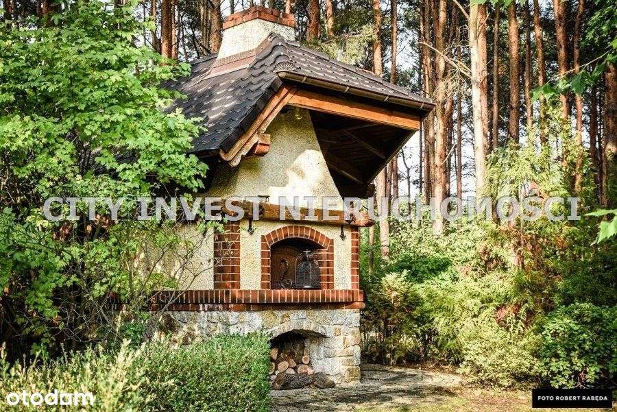 Unikatowa Rezydencja ze Strefą Basenu i Spa-11