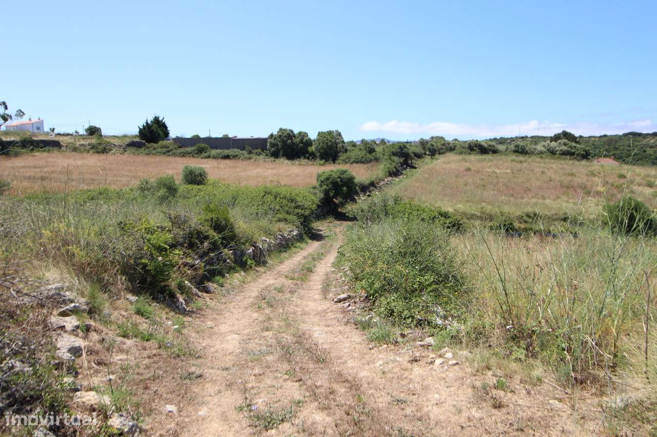 Terreno rústico com  1.160m²  na Assafora - Grande imagem: 2/6