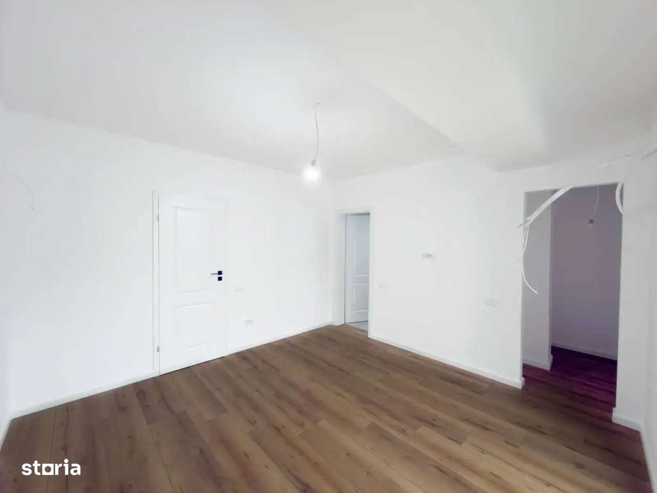 Casa Vila noua 3 dormitoare + birou / 4 bai / 16 min metrou 1 Dec 1918-14