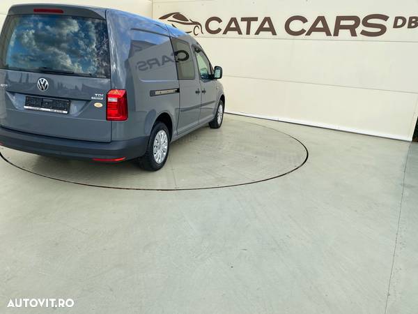 Volkswagen Caddy Maxi - 14