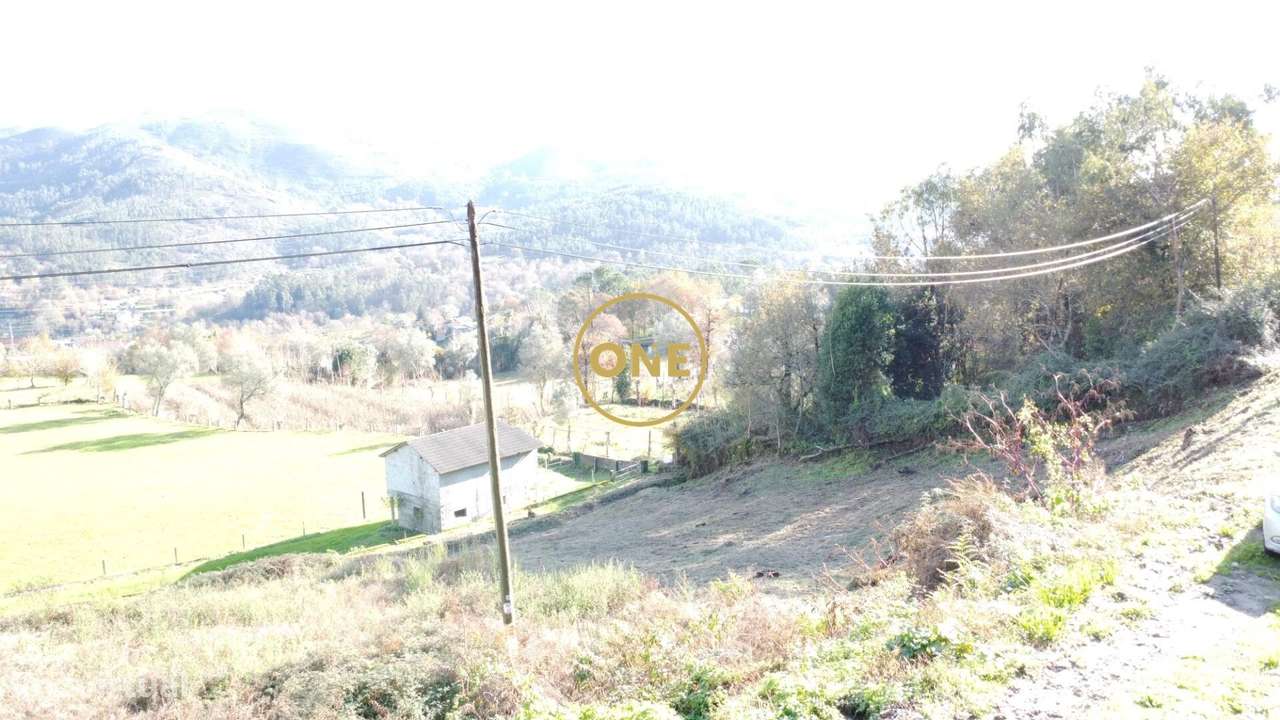 Terreno de 1.000 m2 em Oriz, São Miguel – Vila Verde, com Projeto Apro - Grande imagem: 3/17