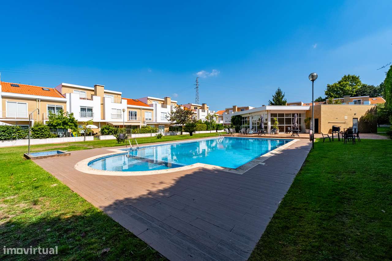 Magnifica Moradia T4 - Aldeamento privado com duas piscinas na Maia-46