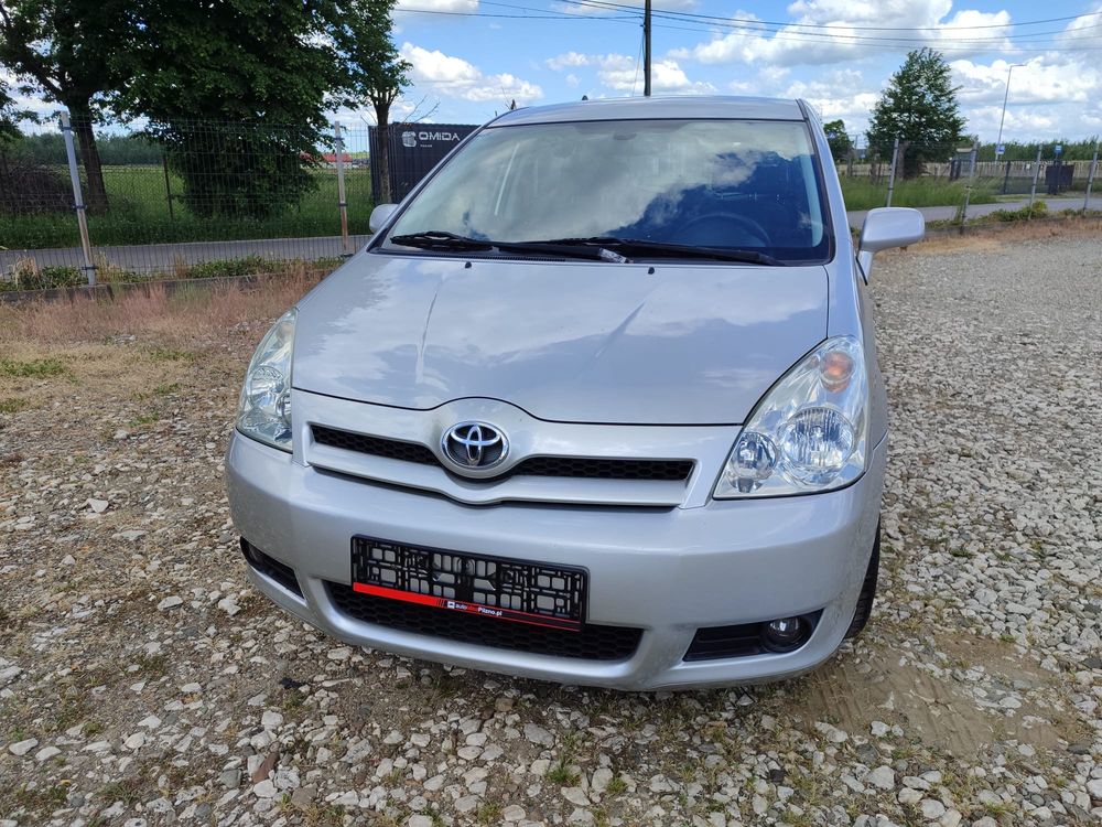 Toyota Corolla Verso 2005