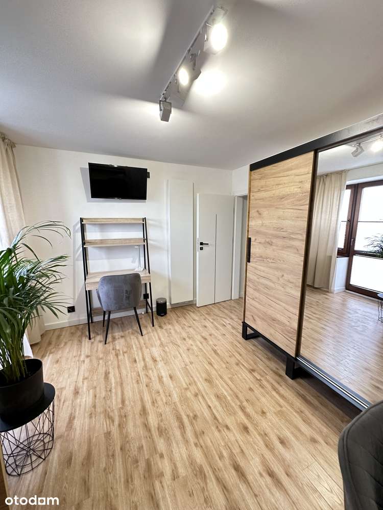 Nowoczesny pokój pod działalność biurową Kraków Ruczaj - Pełny obrazek: 4/10