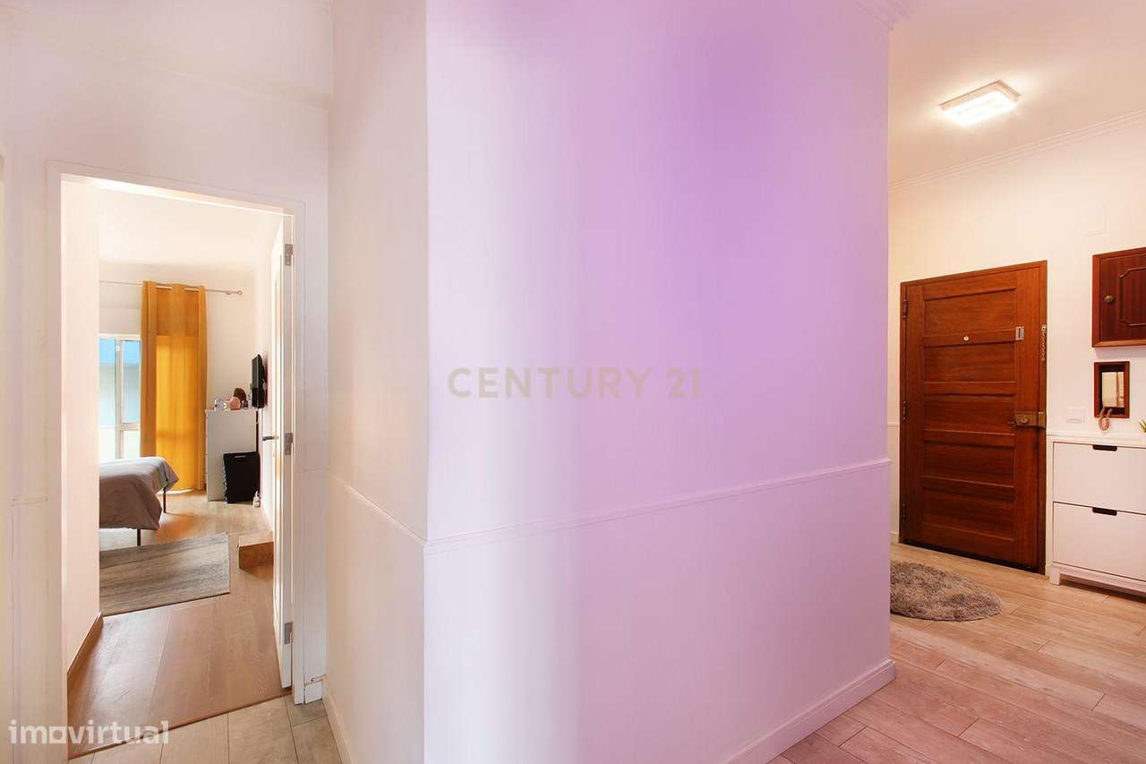 Apartamento T2 no Centro de Mem Martins-10