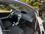 Toyota Yaris 1.3 Sol Premium - 11