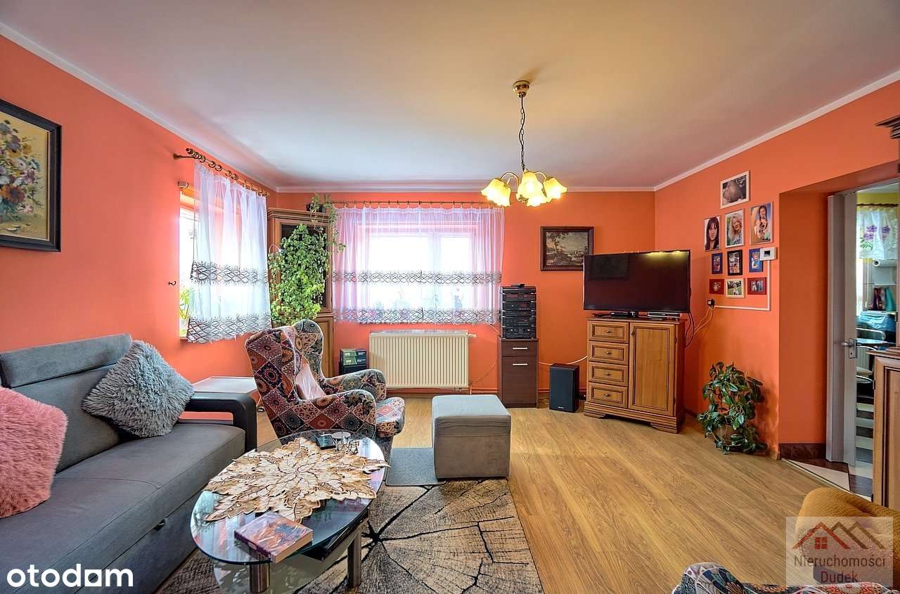 Duży dom, na działce 2100 m2  w Komarnie - Pełny obrazek: 5/20