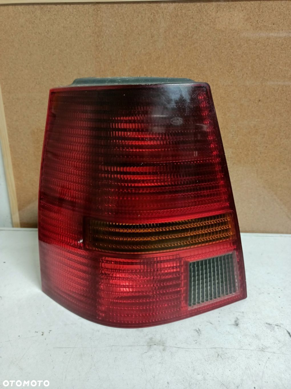 LAMPA TYŁ LEWA VW GOLF 4 IV KOMBI - 1