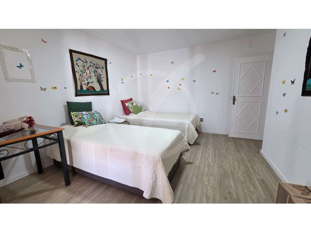 Apartamento T2 com terraço na primeira linha da praia em Aver-o-Mar.-6