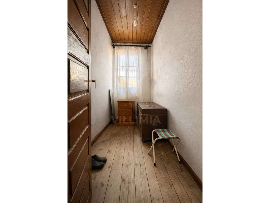 Propriedade com Casa Antiga T3 para Restauro - Beiral do Lima-9