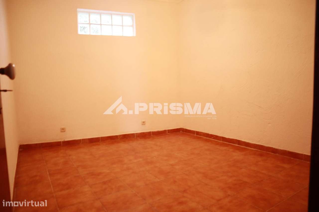 Moradia com espaço exterior para venda em Castelo Branco-13