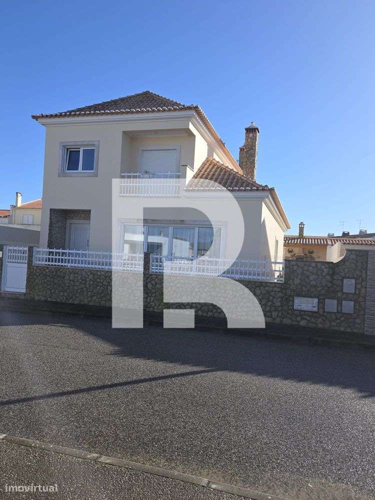 Moradia T4 em Salvaterra de Magos-27