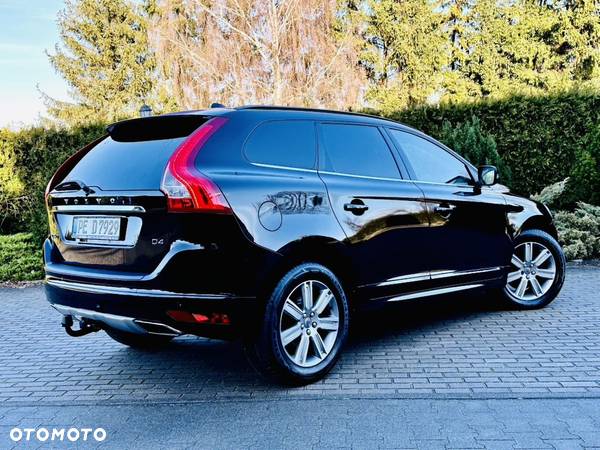 Volvo XC 60 D4 Drive-E Momentum - 24