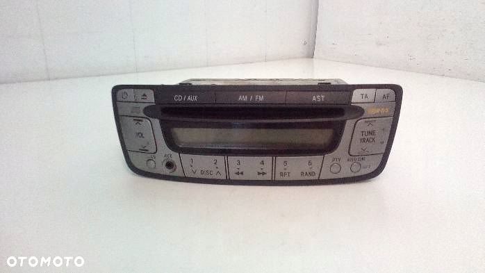 Radio radioodtwarzacz Toyota Aygo I C1 86120-0H010 - 1