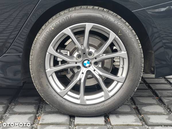 BMW Seria 3 318i - 10