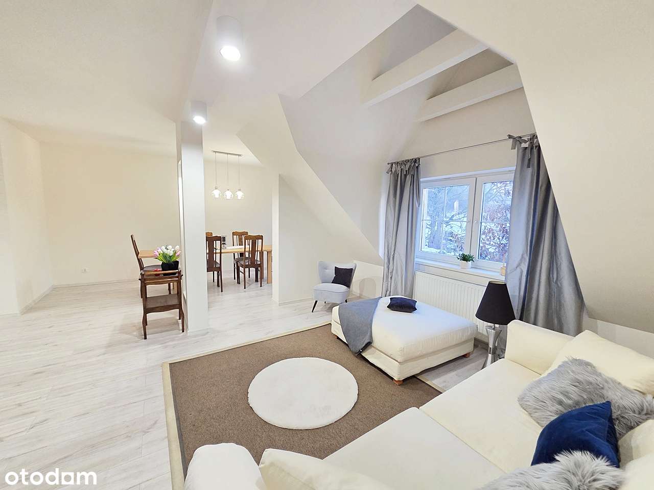 2-poziomowy apartament przy Jeziornej-3