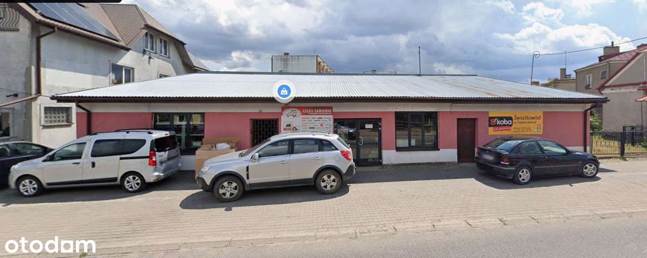Lokal usługowy na sprzedaż – centrum Moniek, własny parking