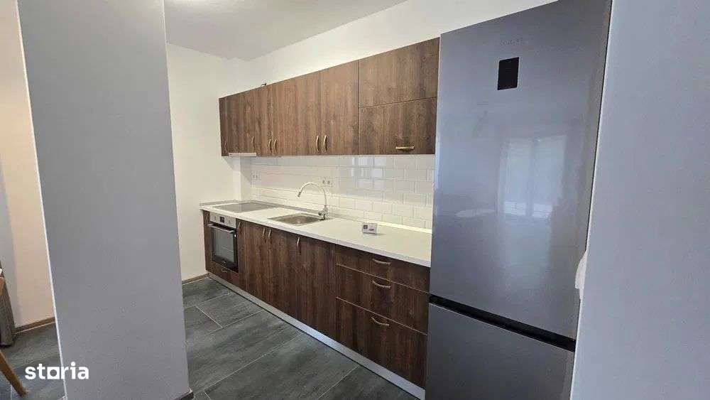 7 Noiembrie - Inchiriere ap. 3 camere + garaj - Str. Revolutiei - Imagine principală: 3/8