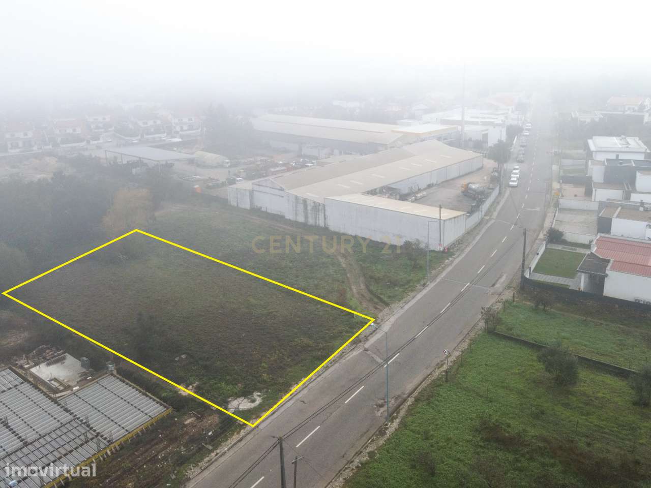 Lote de Terreno - C/ Projeto aprovado para moradia T3-19