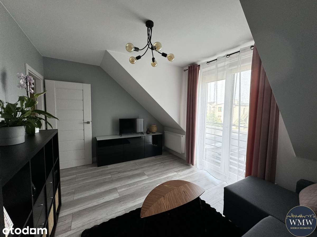 Wyjątkowy skrajny segment w wysokim standardzie z pięknym ogrodem-8