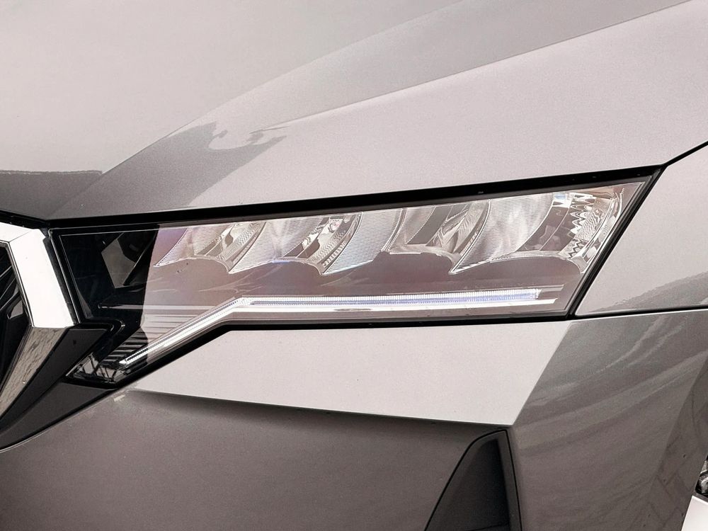 Skoda Octavia 1.5 TSI Edition 130 Essence 115 KM — zdjęcie 2