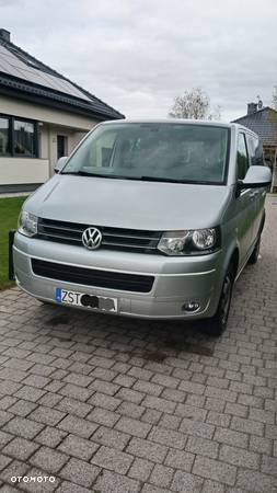 Volkswagen Caravelle - 1