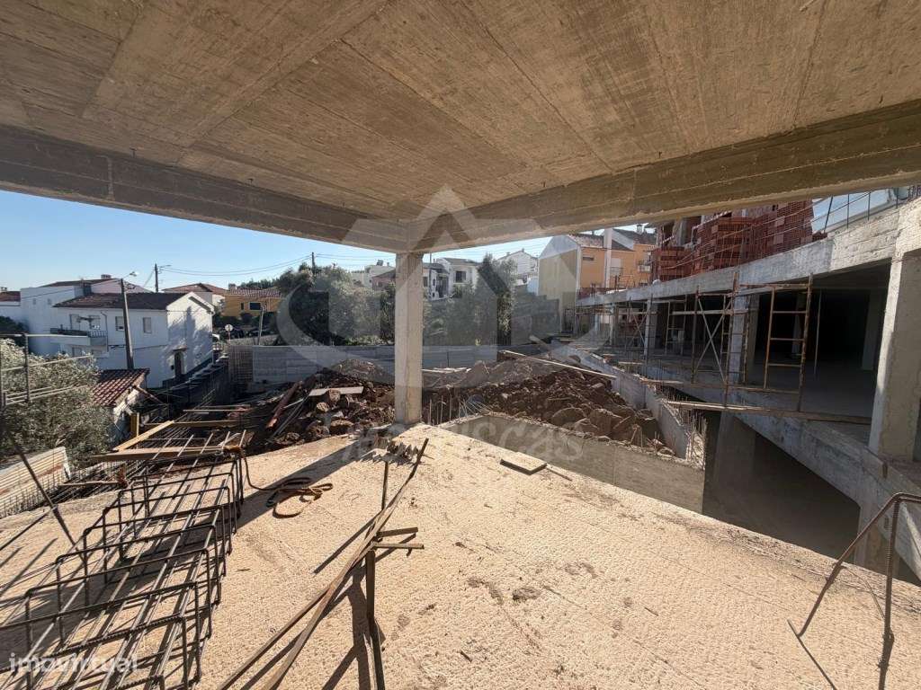 Moradia T3 com piscina, logradouro e varanda em condomínio privado ...-30