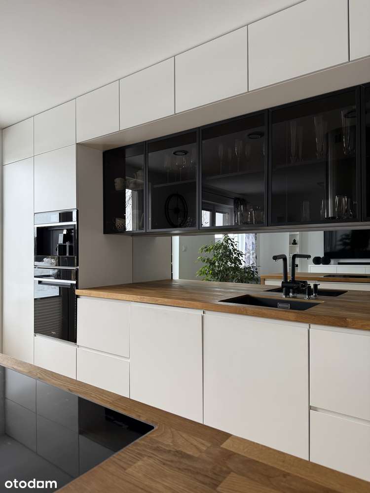 Dom w zabudowie szeregowej-pompa ciepła-fotowoltaika-do zamieszkania - Pełny obrazek: 4/20