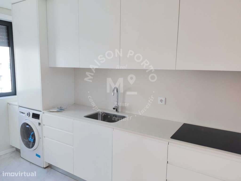 Apartamento T1+1 próximo ao Pólo do S. João no Porto - Grande imagem: 3/22
