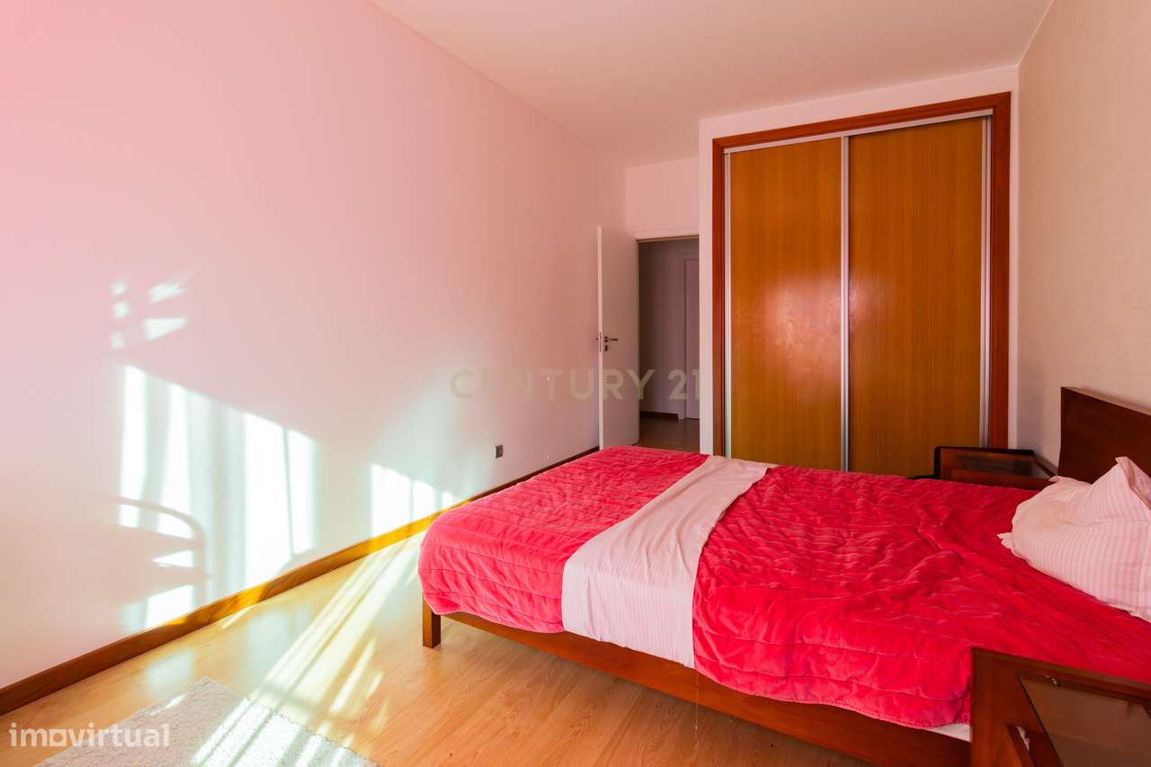 Apartamento T3 em Leiria com Vista Panorâmica e Garagem - Grande imagem: 4/21