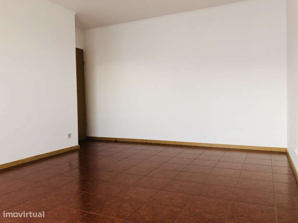 T1 Carnaxide, 2 assoalhadas em Carnaxide, Oeiras, Lisboa - Grande imagem: 4/17