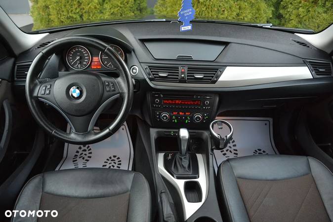 BMW X1 xDrive18d xLine - 16