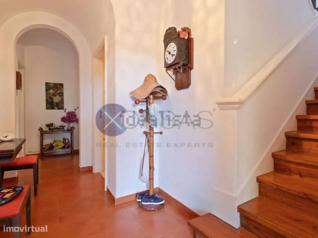 Moradia para obras totais para uma construção máxima de 554 m2, T6 ...-12