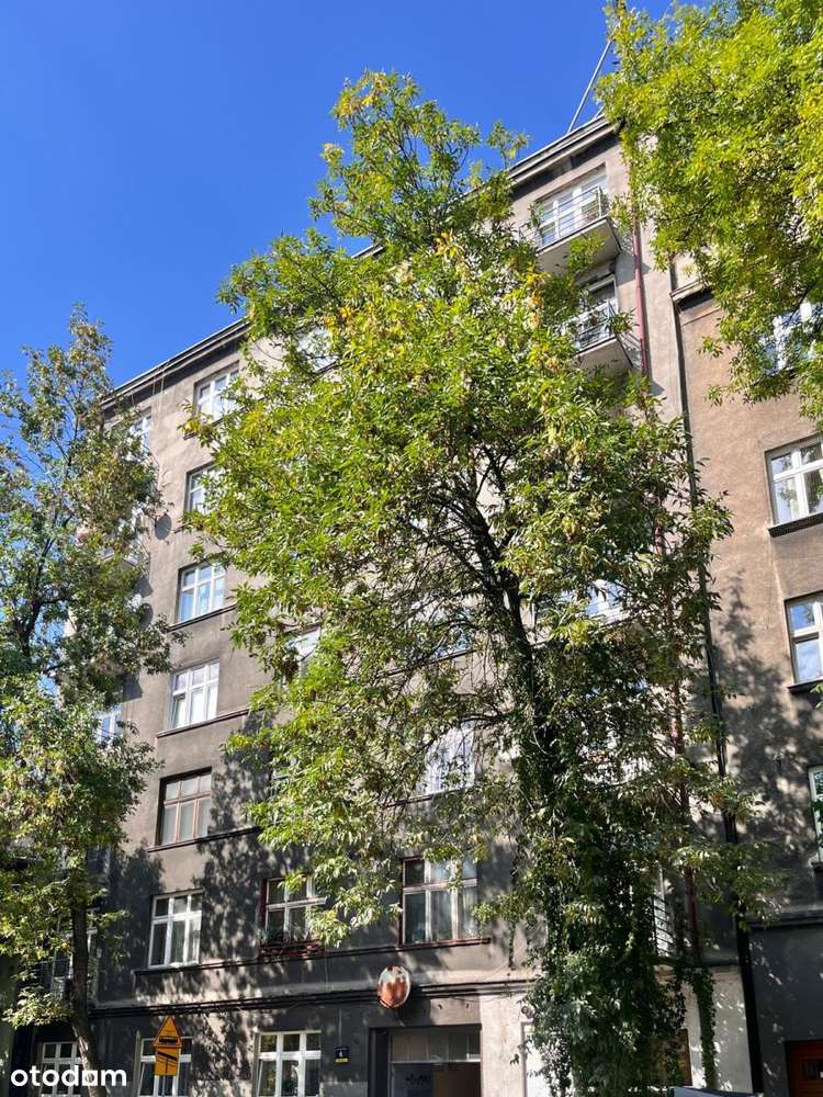 Mieszkanie z potencjałem w Centrum Katowic.-8