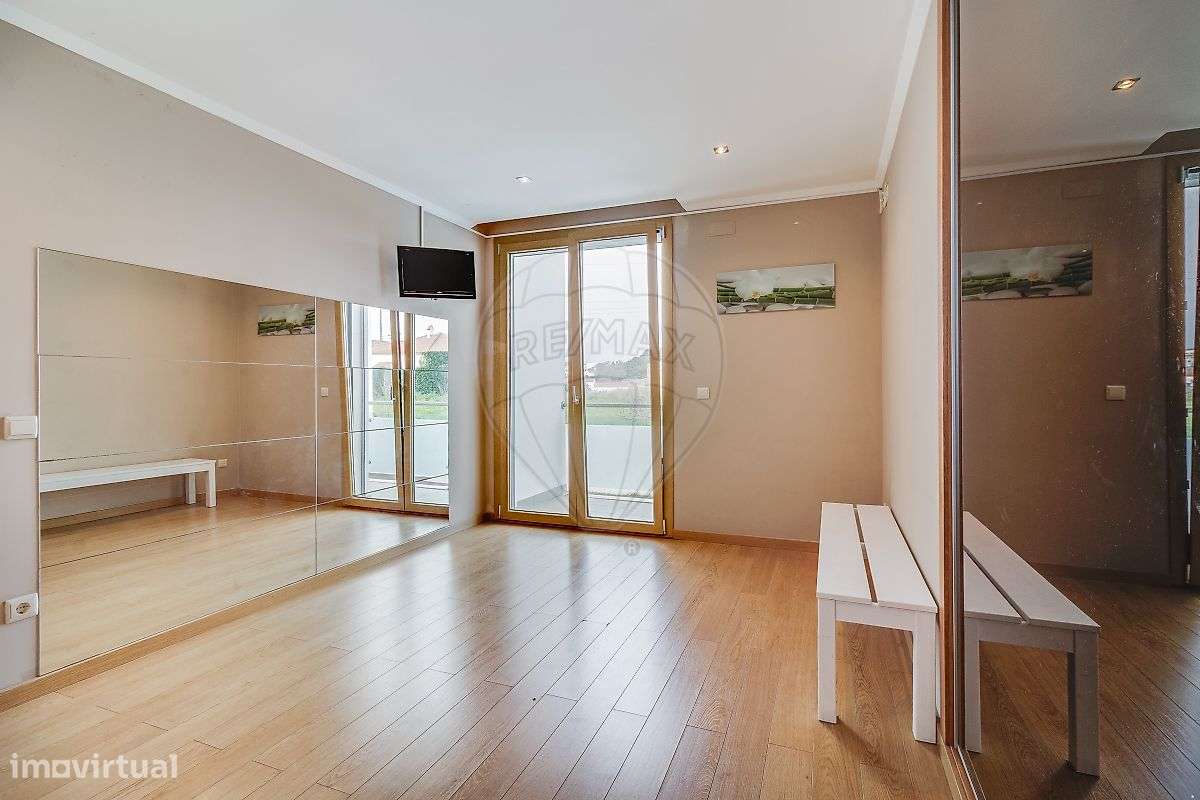 Moradia T4 para venda-7