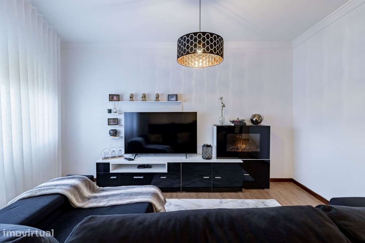 Apartamento T2 Renovado - Grijó - Vila Nova de Gaia - Grande imagem: 3/22