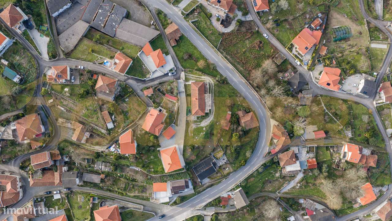 Moradia T3 em Garfe – Póvoa de Lanhoso-5