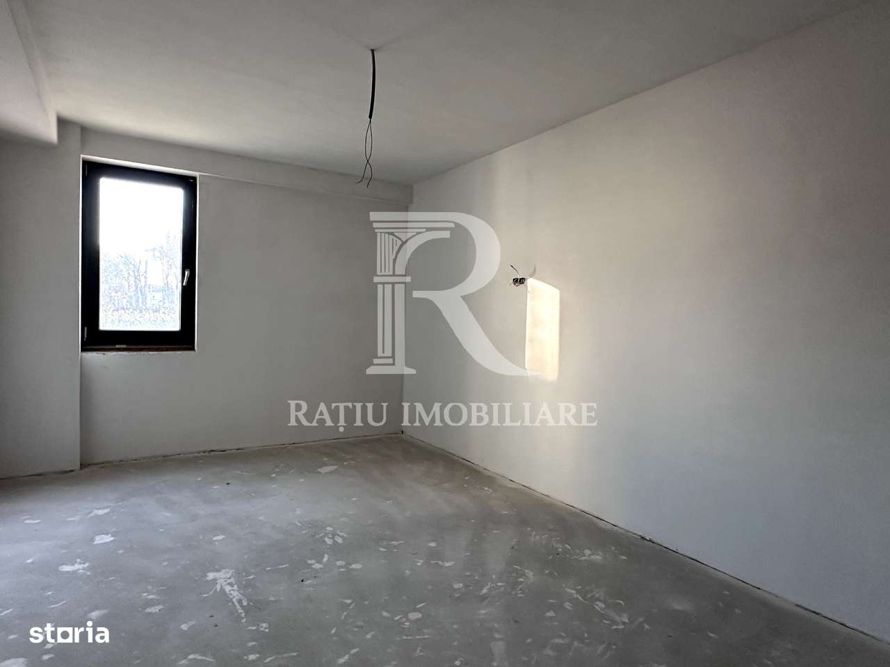 Apartament cu 3 camere | Ultracentral | Oradea-1