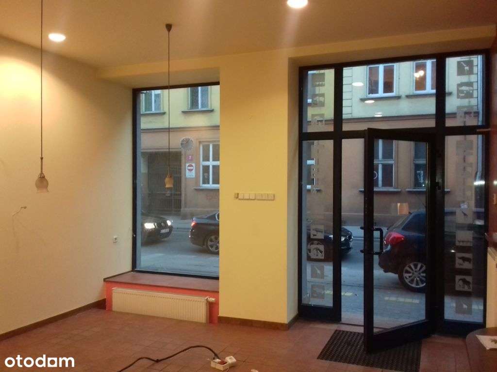 Lokal Usługowy z Witryną przy samej Piotrkowskiej, 41 m² - Rewolucji 8 - Pełny obrazek: 5/8