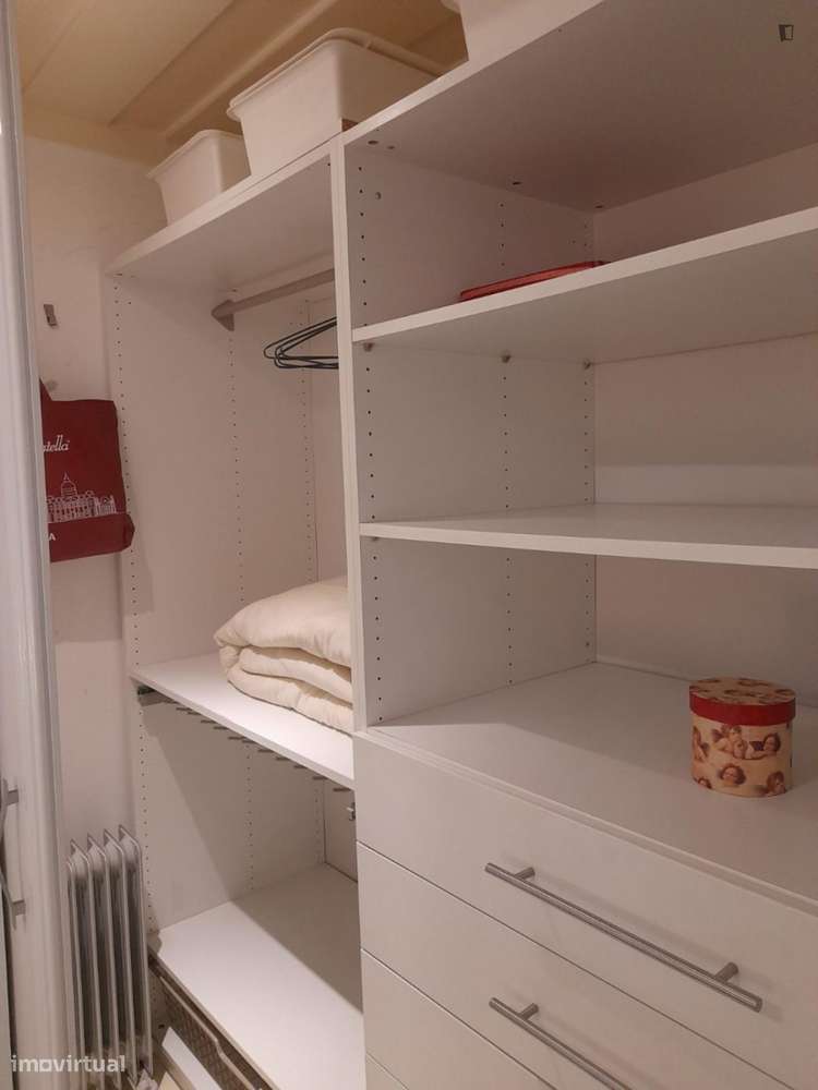 Apartamento com 1 quartos - localizado em Princípe Real Lisbon - Grande imagem: 5/5