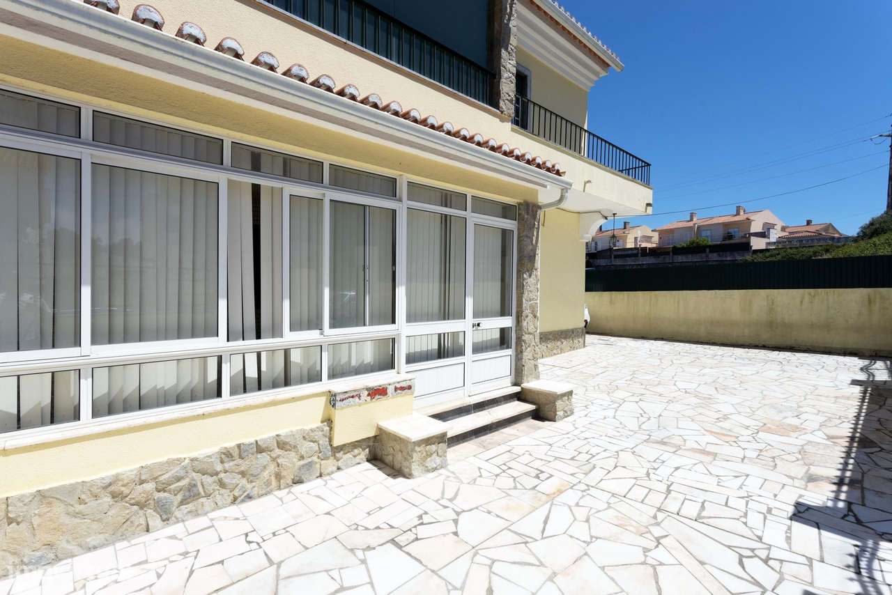 Moradia T4 com Garagem e jardim em Algueirão - Mem Martins, Sintra - Grande imagem: 4/37