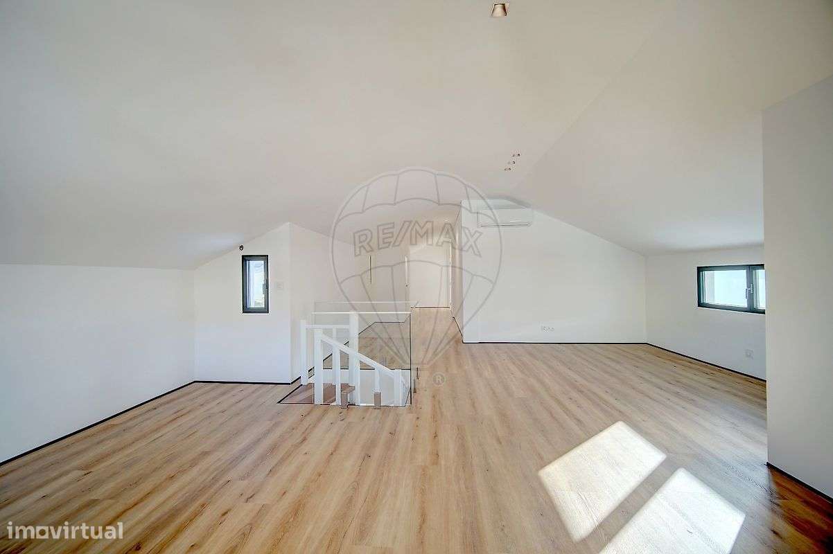 Moradia T5 para venda-31