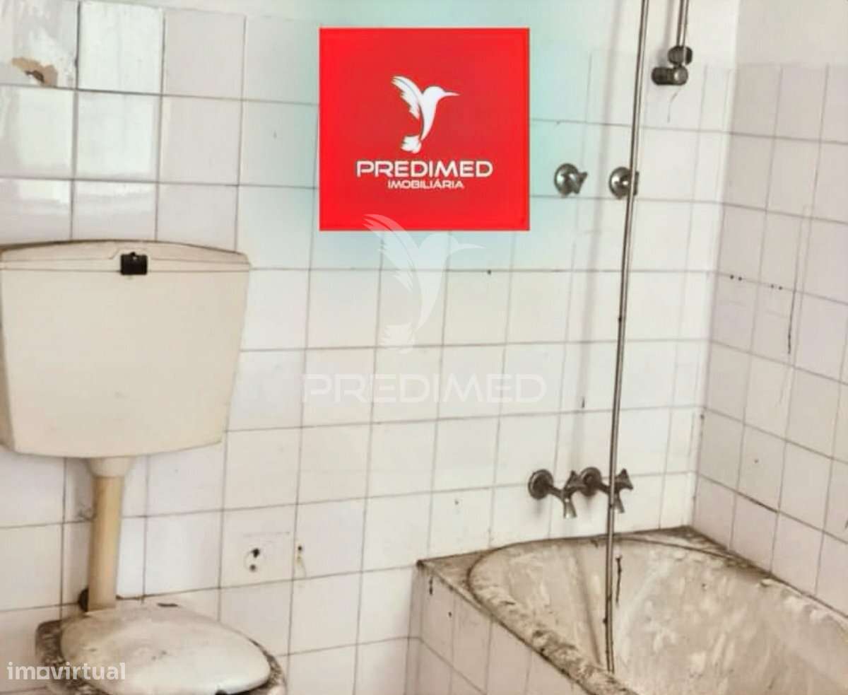 MORADIA T3+T1 À VENDA PARA RESTAURAR / PERNES / SANTARÉM - Grande imagem: 4/20