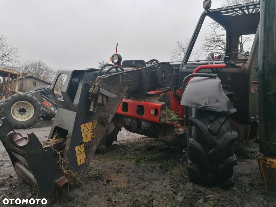 Siłownik poziomowania Massey Ferguson 8937 - 5